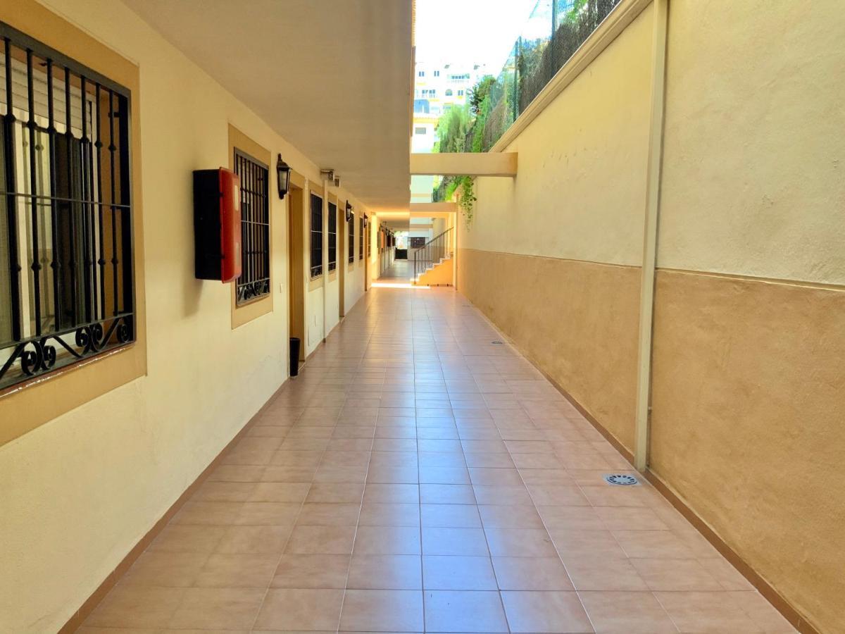 Apartamento De 2 Dormitorios, Gran Terraza, Vistas Al Mar Cerca Playa Carvajal Benalmádena Buitenkant foto