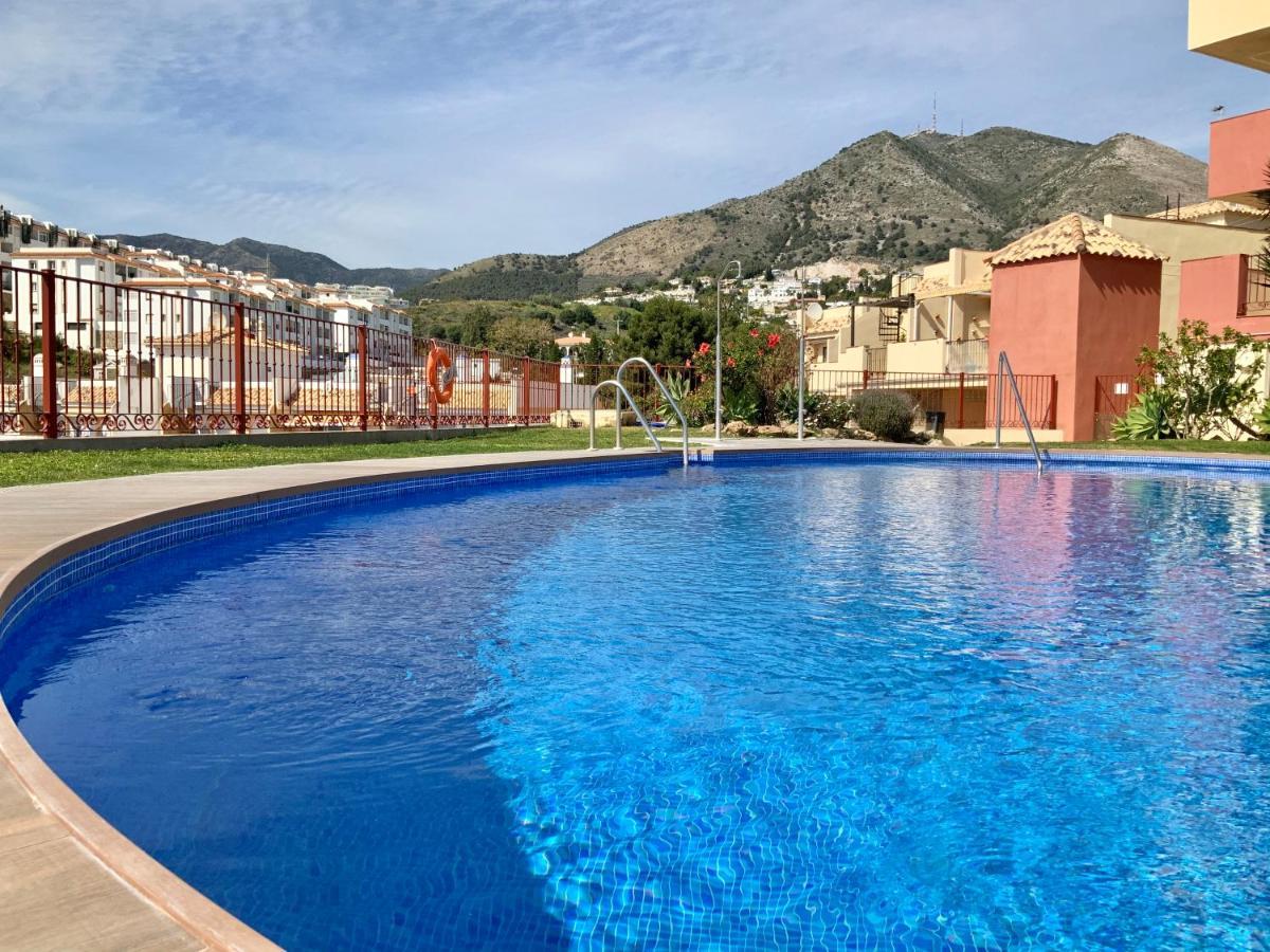 Apartamento De 2 Dormitorios, Gran Terraza, Vistas Al Mar Cerca Playa Carvajal Benalmádena Buitenkant foto