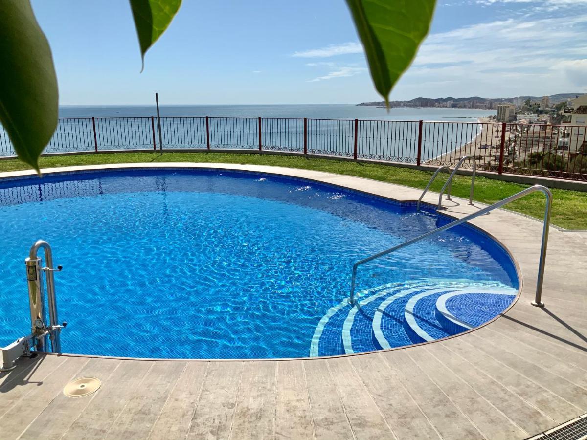 Apartamento De 2 Dormitorios, Gran Terraza, Vistas Al Mar Cerca Playa Carvajal Benalmádena Buitenkant foto